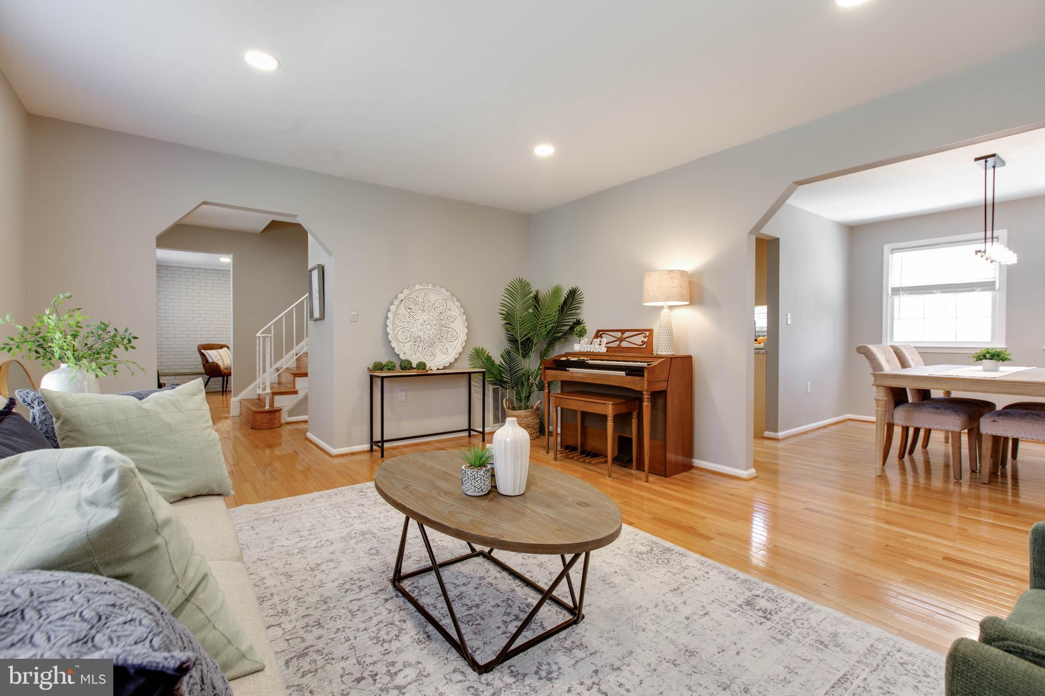 NORBECK ESTATES - Residential