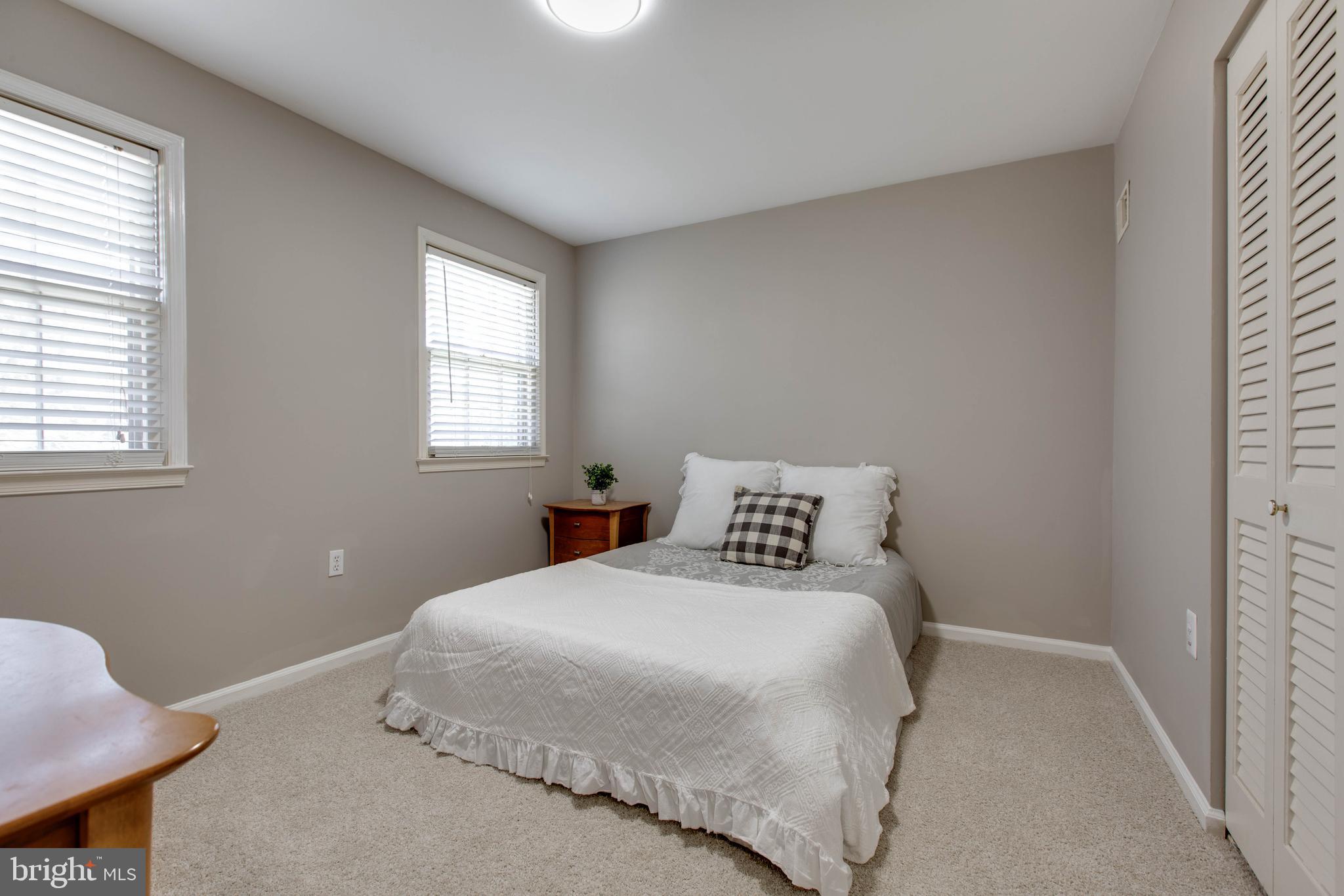 NORBECK ESTATES - Residential