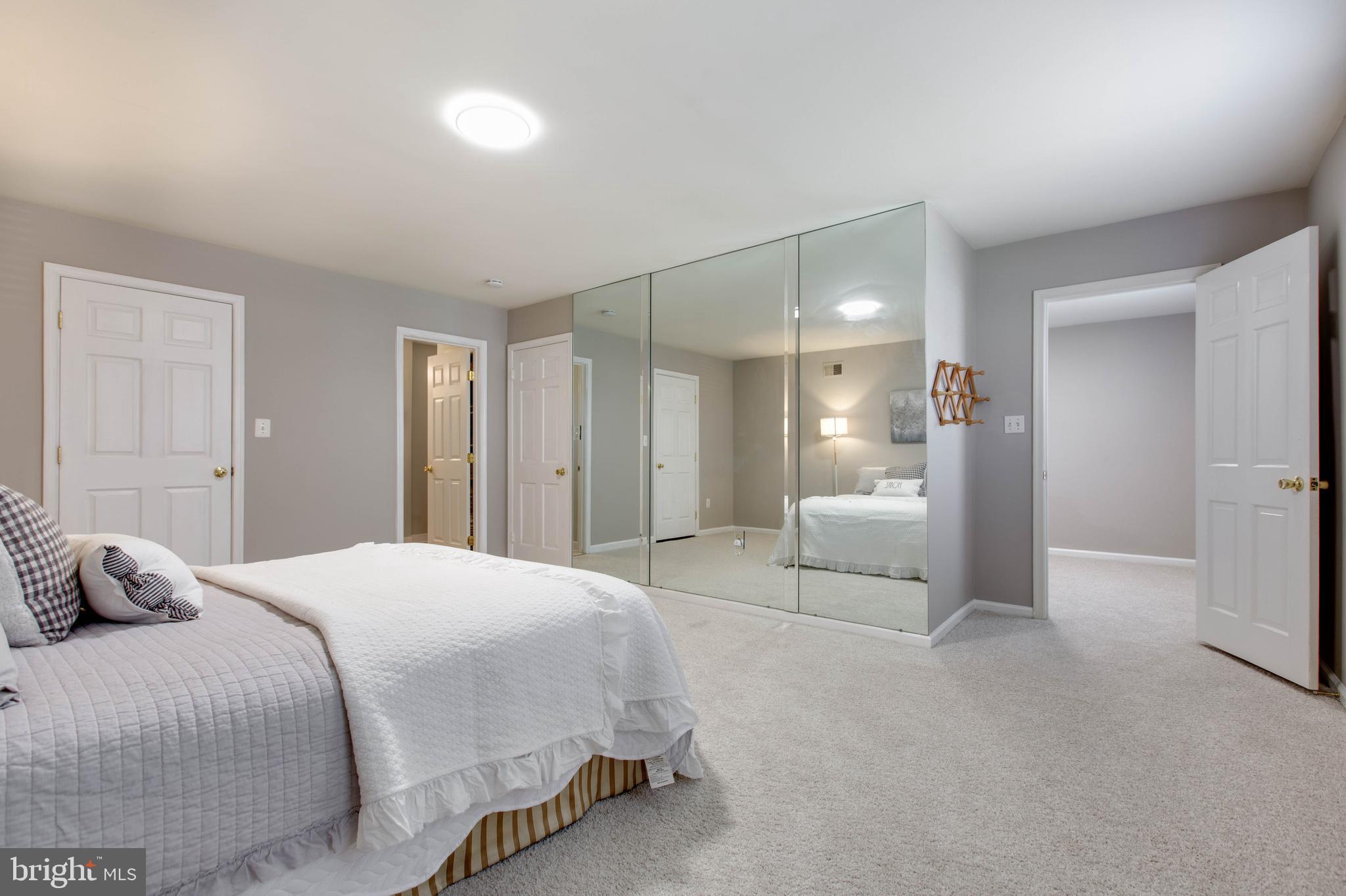 NORBECK ESTATES - Residential