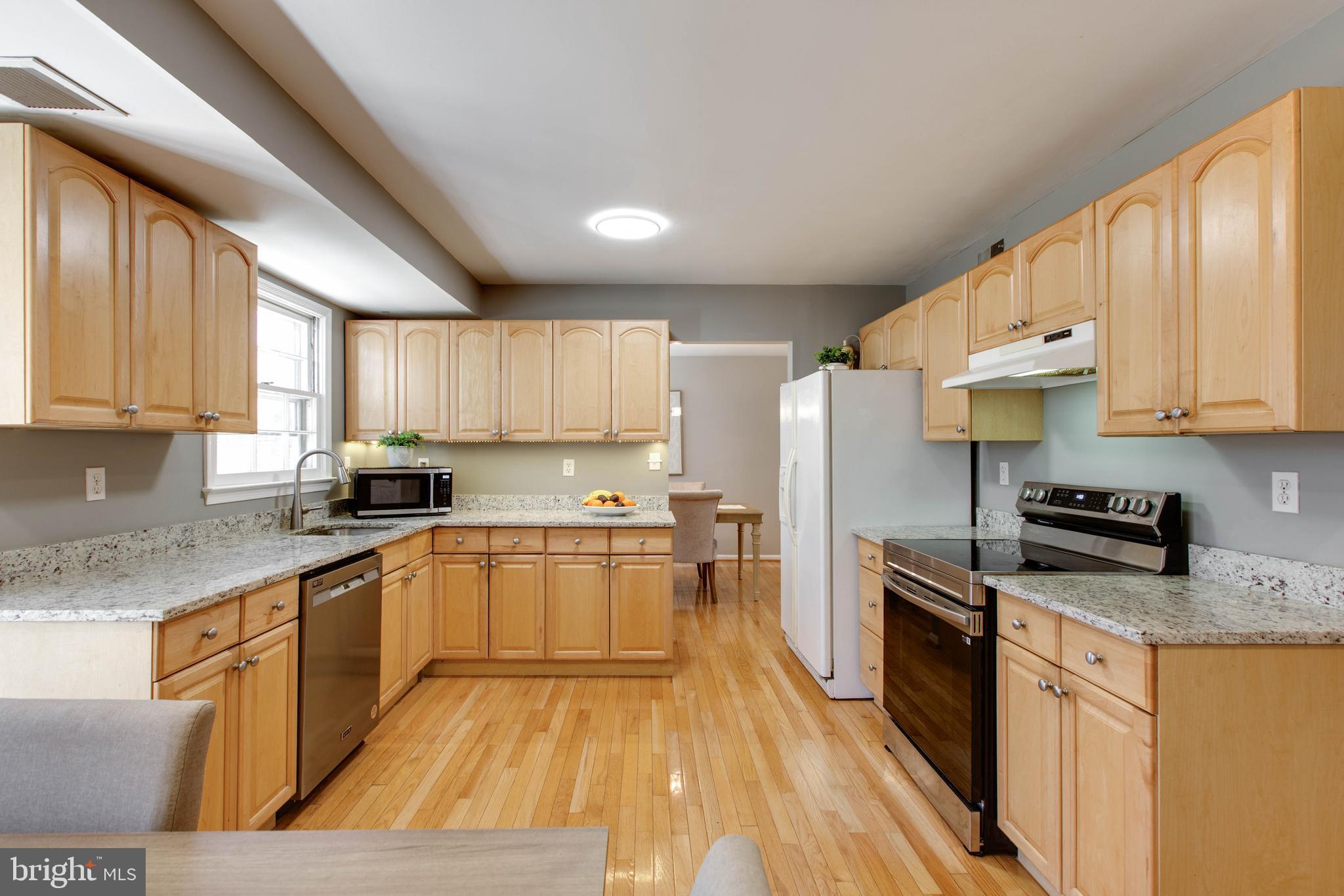 NORBECK ESTATES - Residential