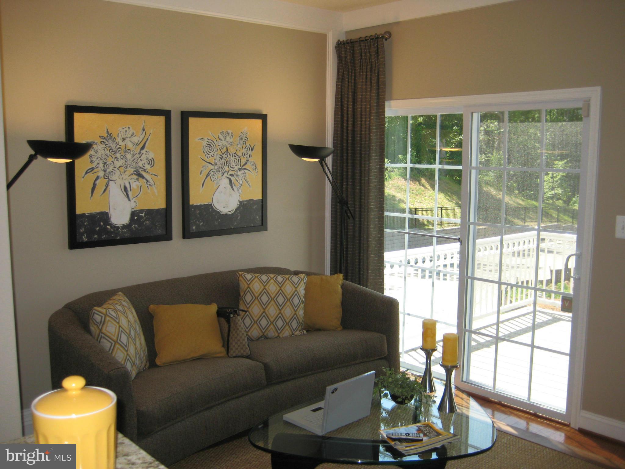 TRIANGLE HIGHLANDS CONDO - Residential Lease