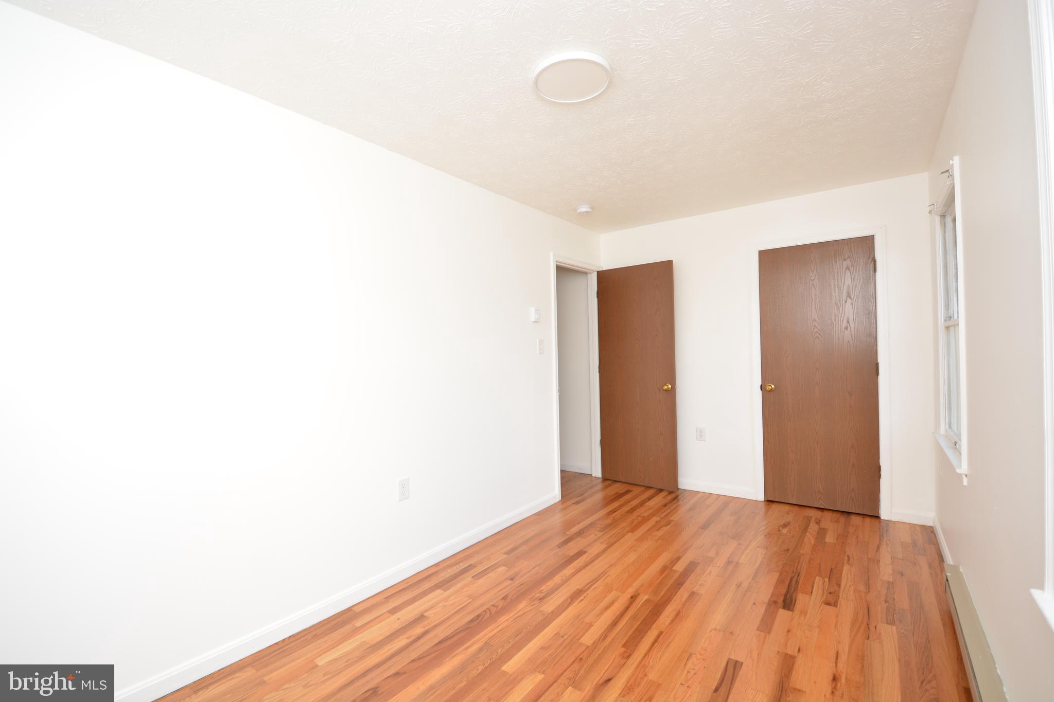 LAKESIDE - Residential