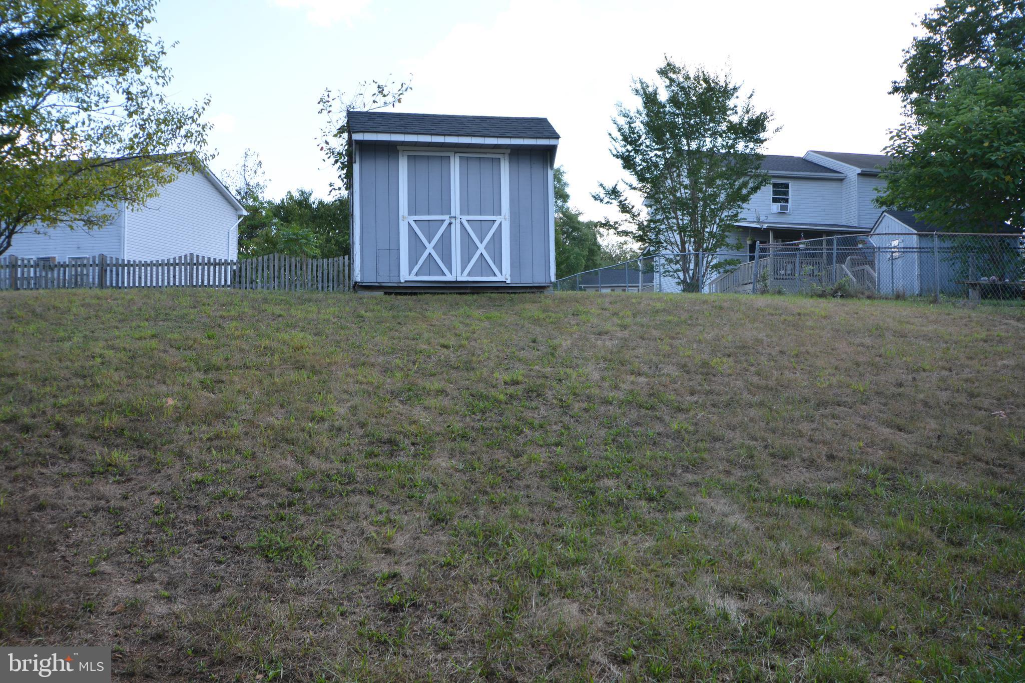 LAKESIDE - Residential