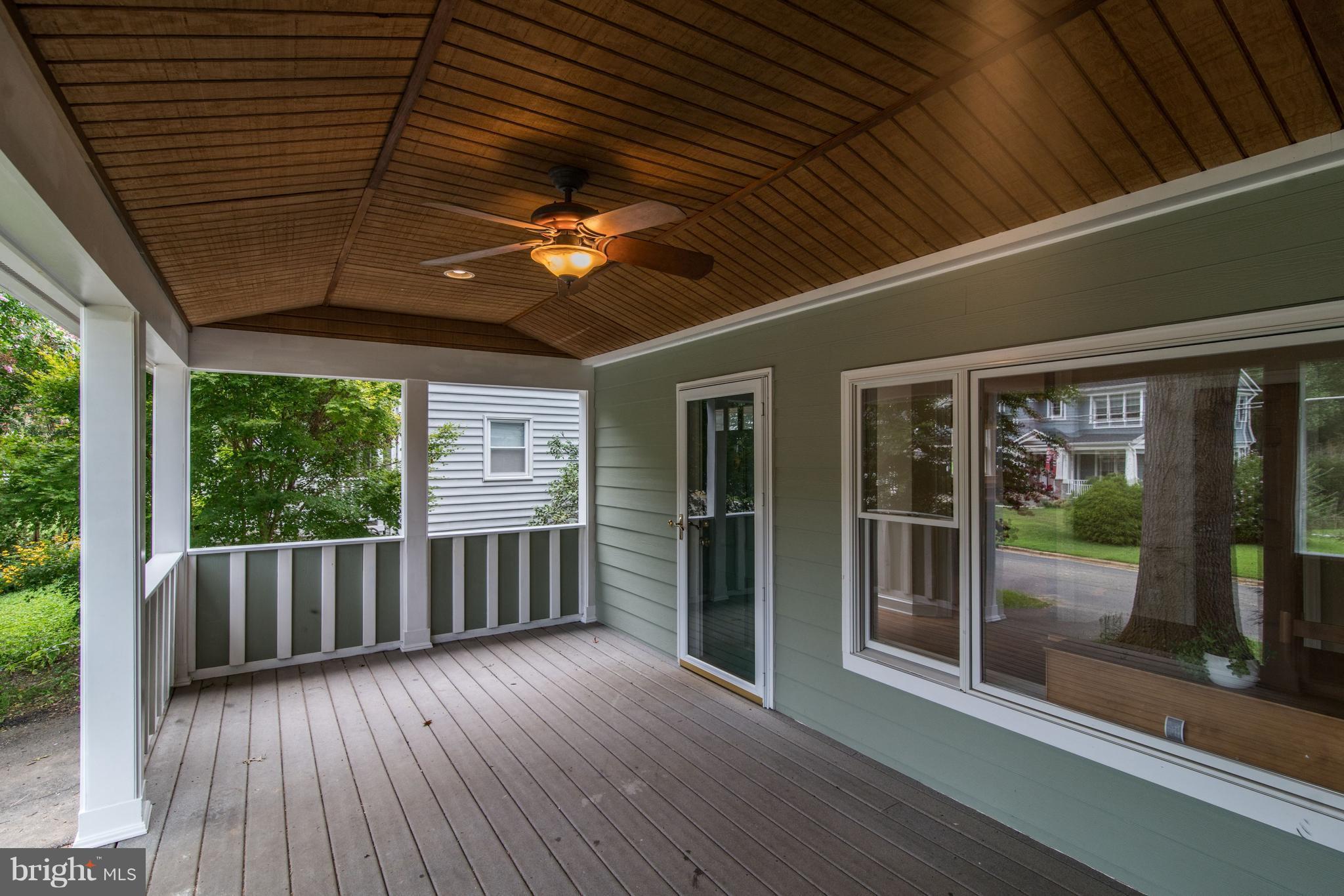 WEST VIENNA WOODS - Residential