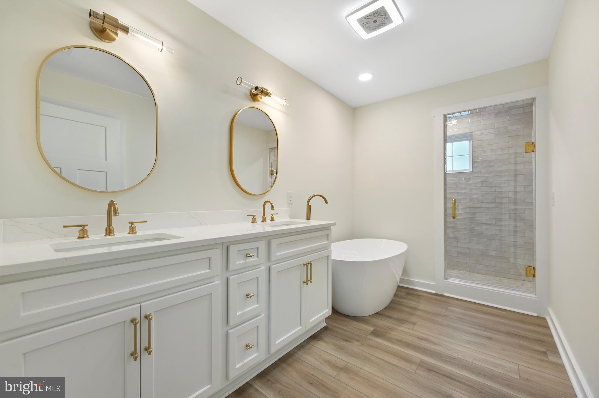 HOLLY HILL - Residential