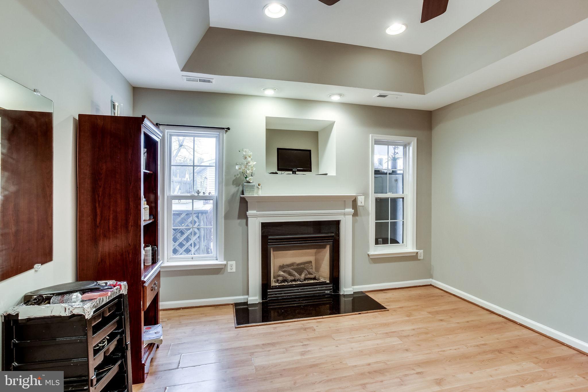 MANASSAS PARK - Residential