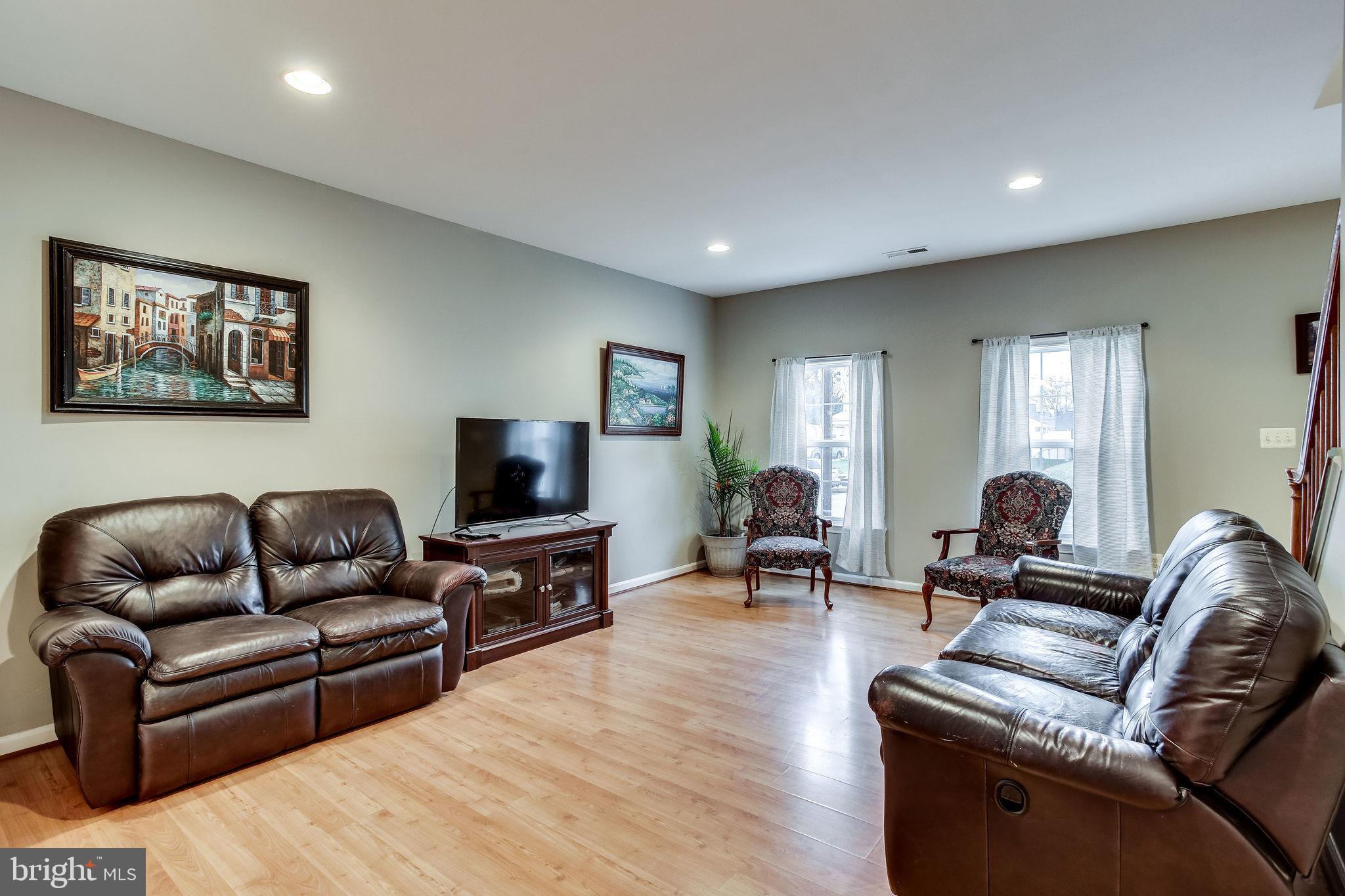 MANASSAS PARK - Residential