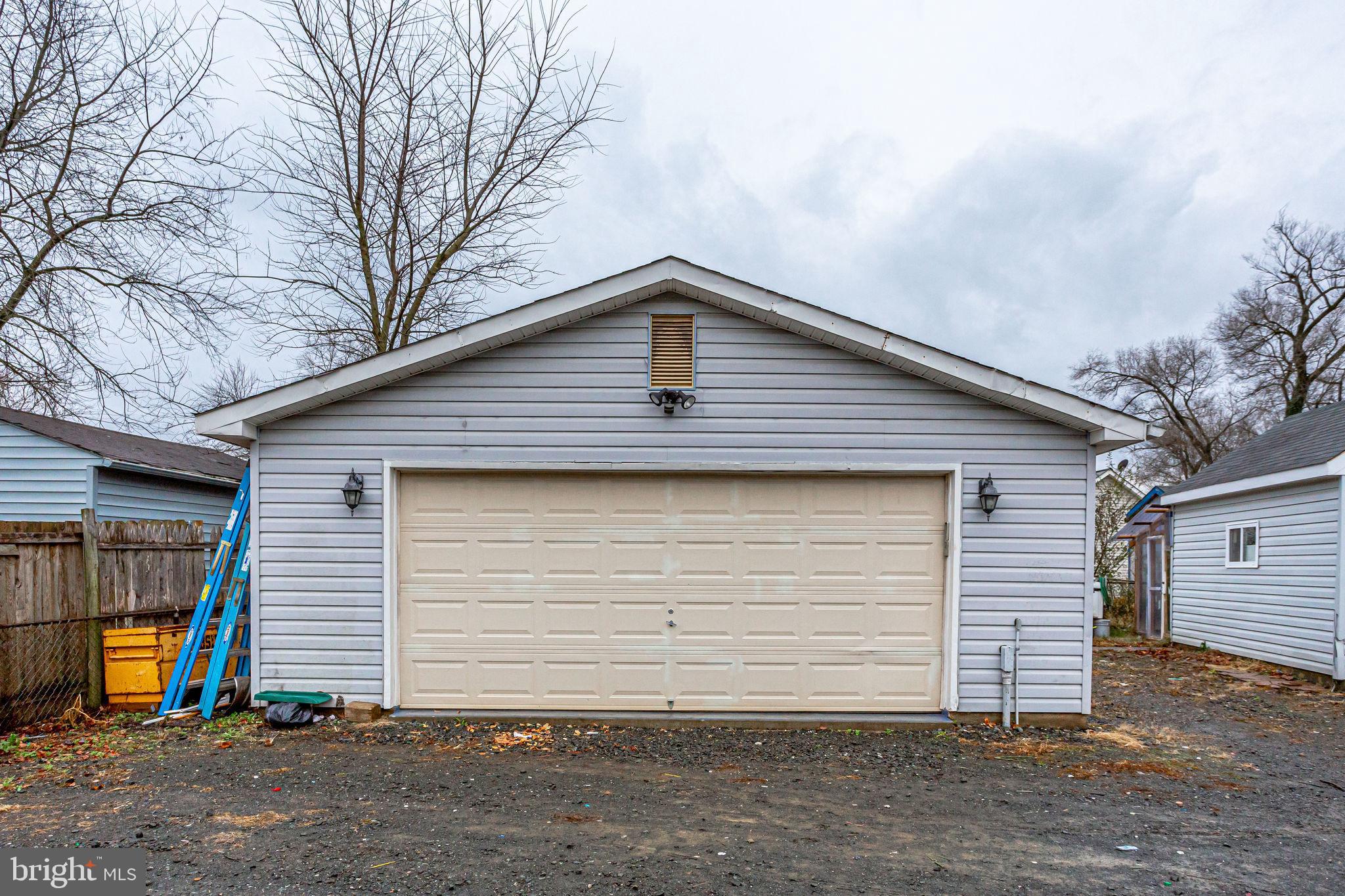 MANASSAS PARK - Residential