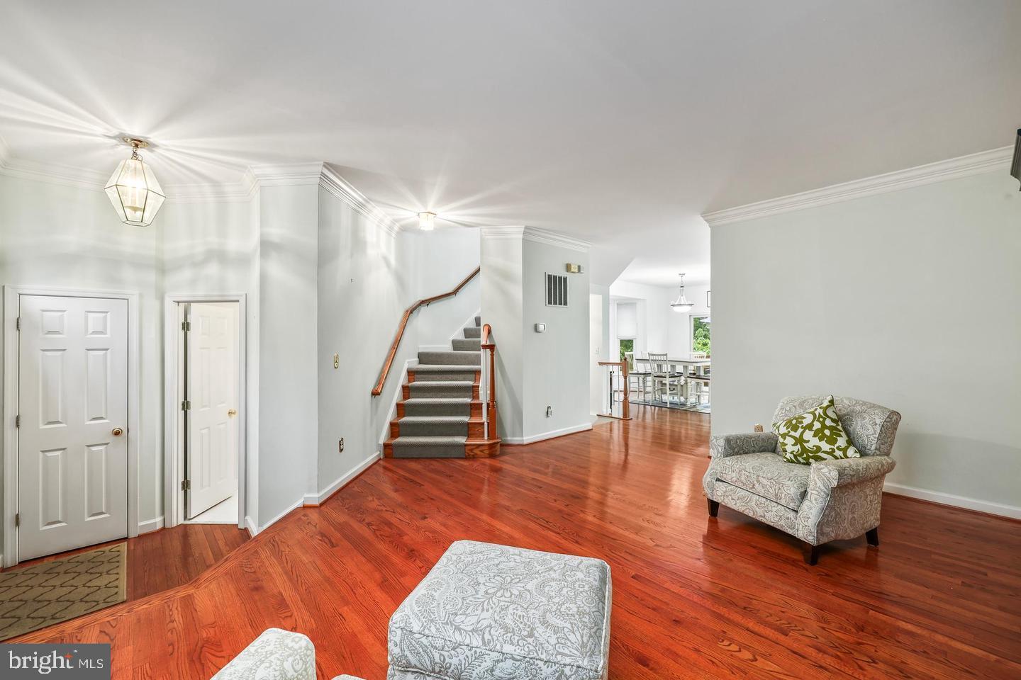 SKYLINE HOMES - Residential Lease