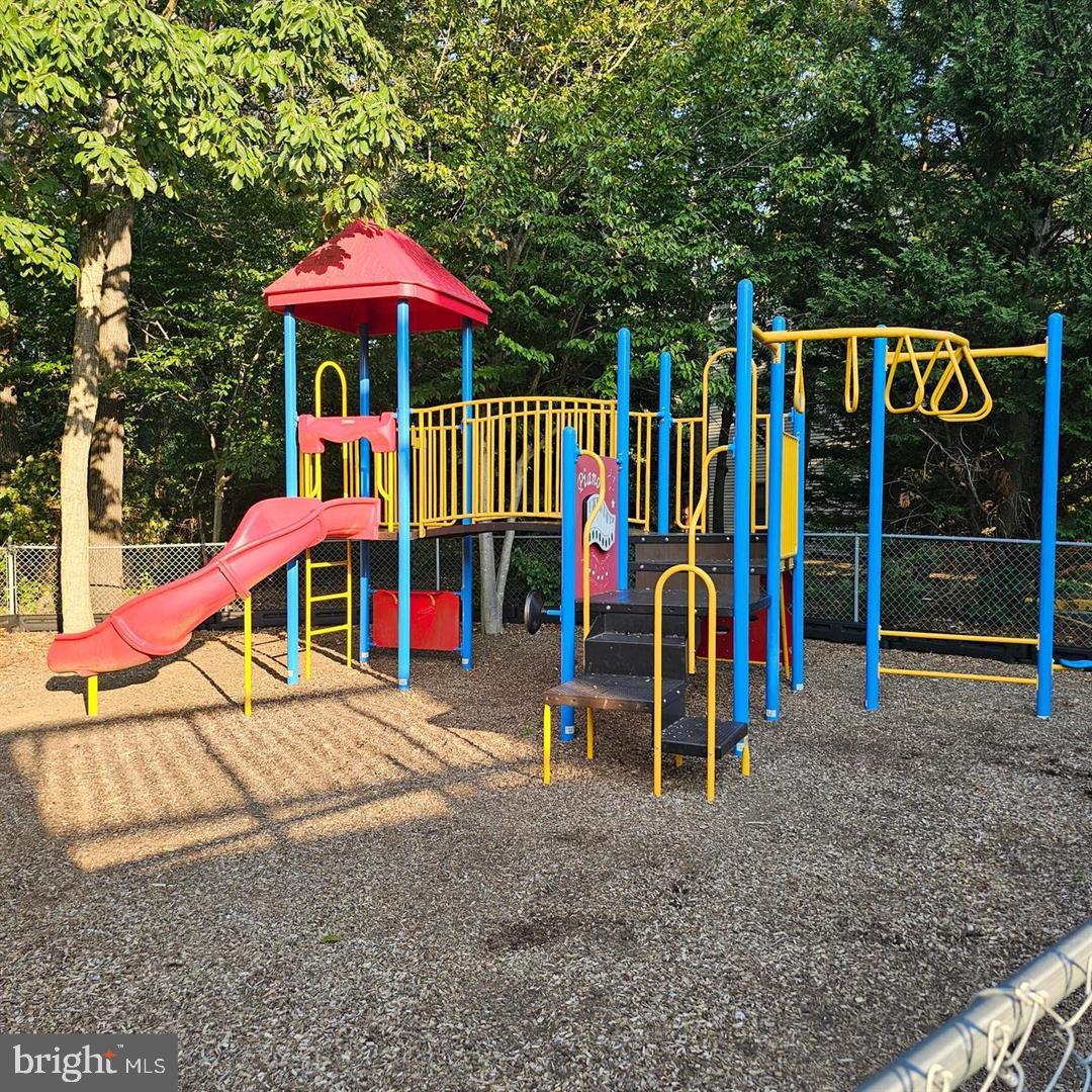 SKYLINE HOMES - Residential Lease