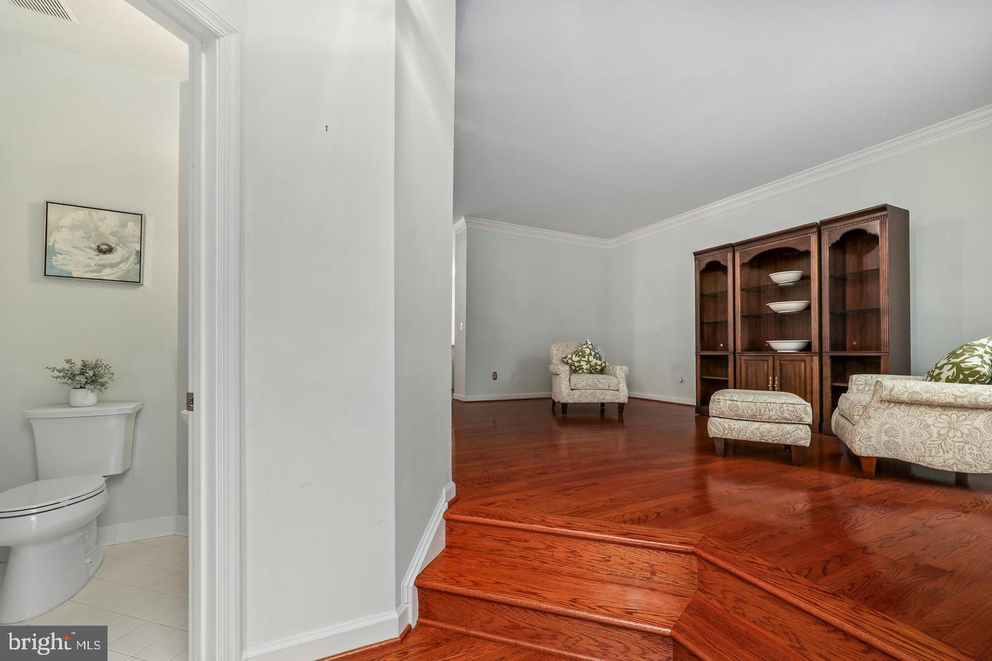 SKYLINE HOMES - Residential Lease