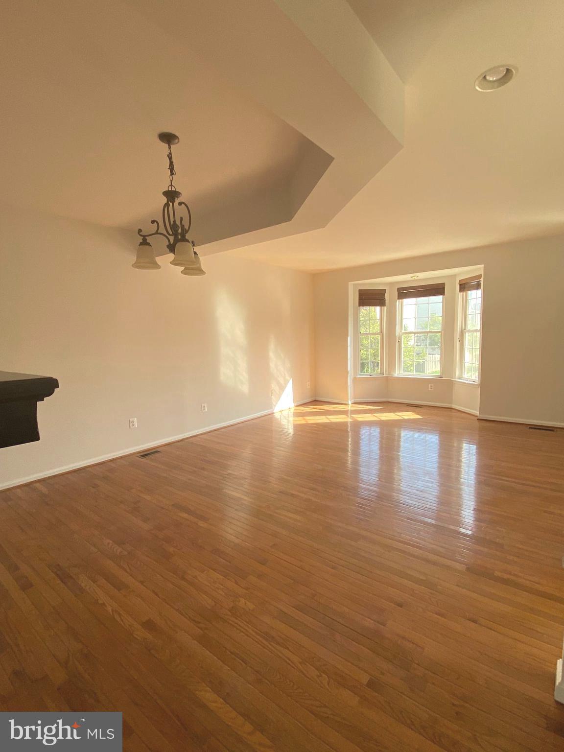 INDEPENDENCE - Residential