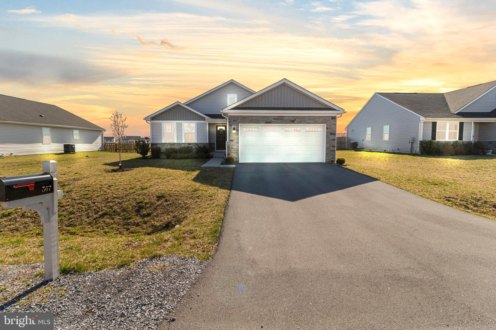 CHANDLERS GLEN - Residential