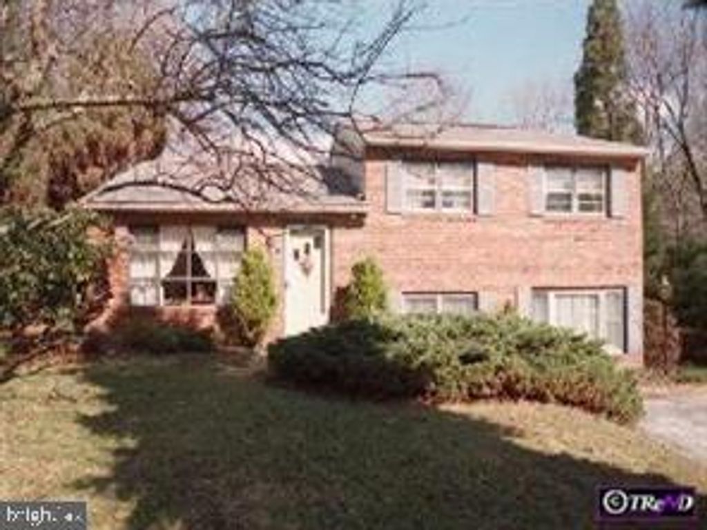 Photo of 221 Ellis Lane, WEST CHESTER, PA 19380 (MLS # PACT2115098)