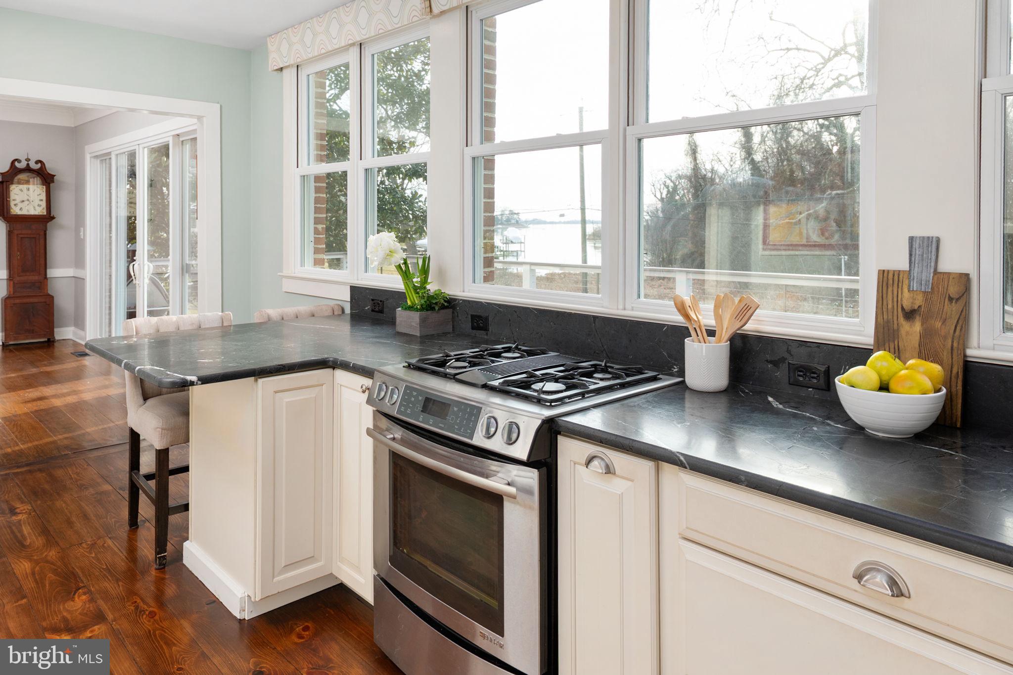 PROVIDENCE - Residential