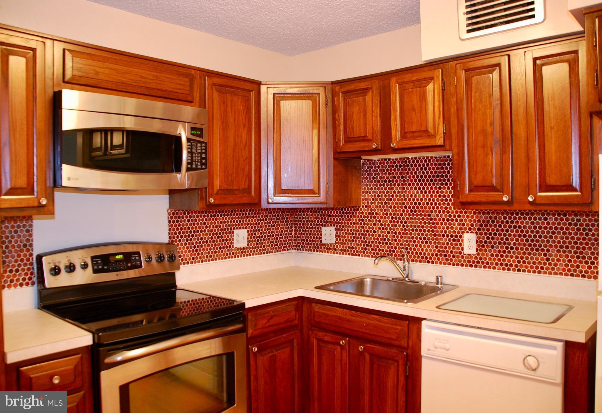 REGENCY AT MCLEAN - Residential Lease