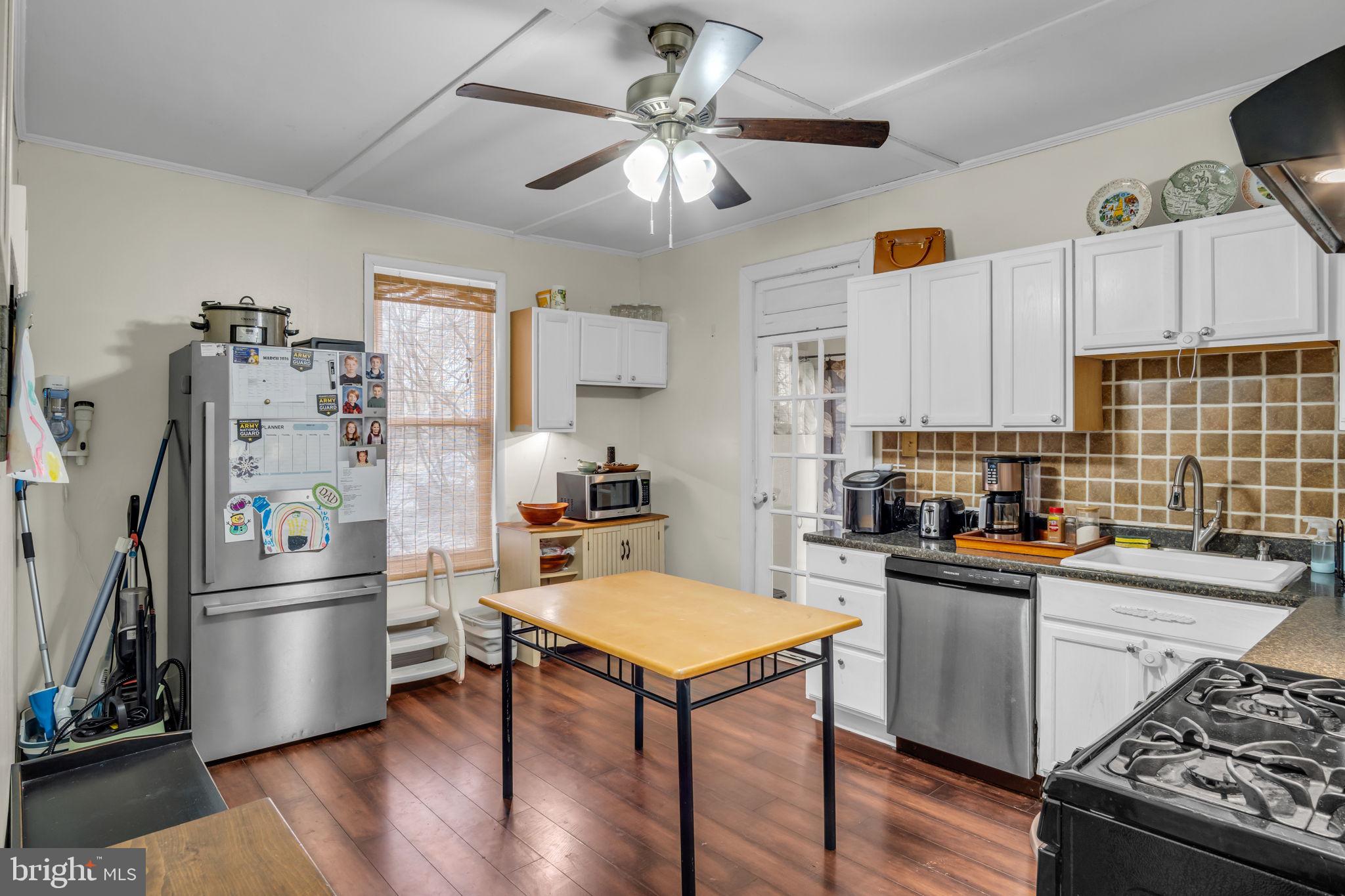 EAST PENNSBORO - Residential