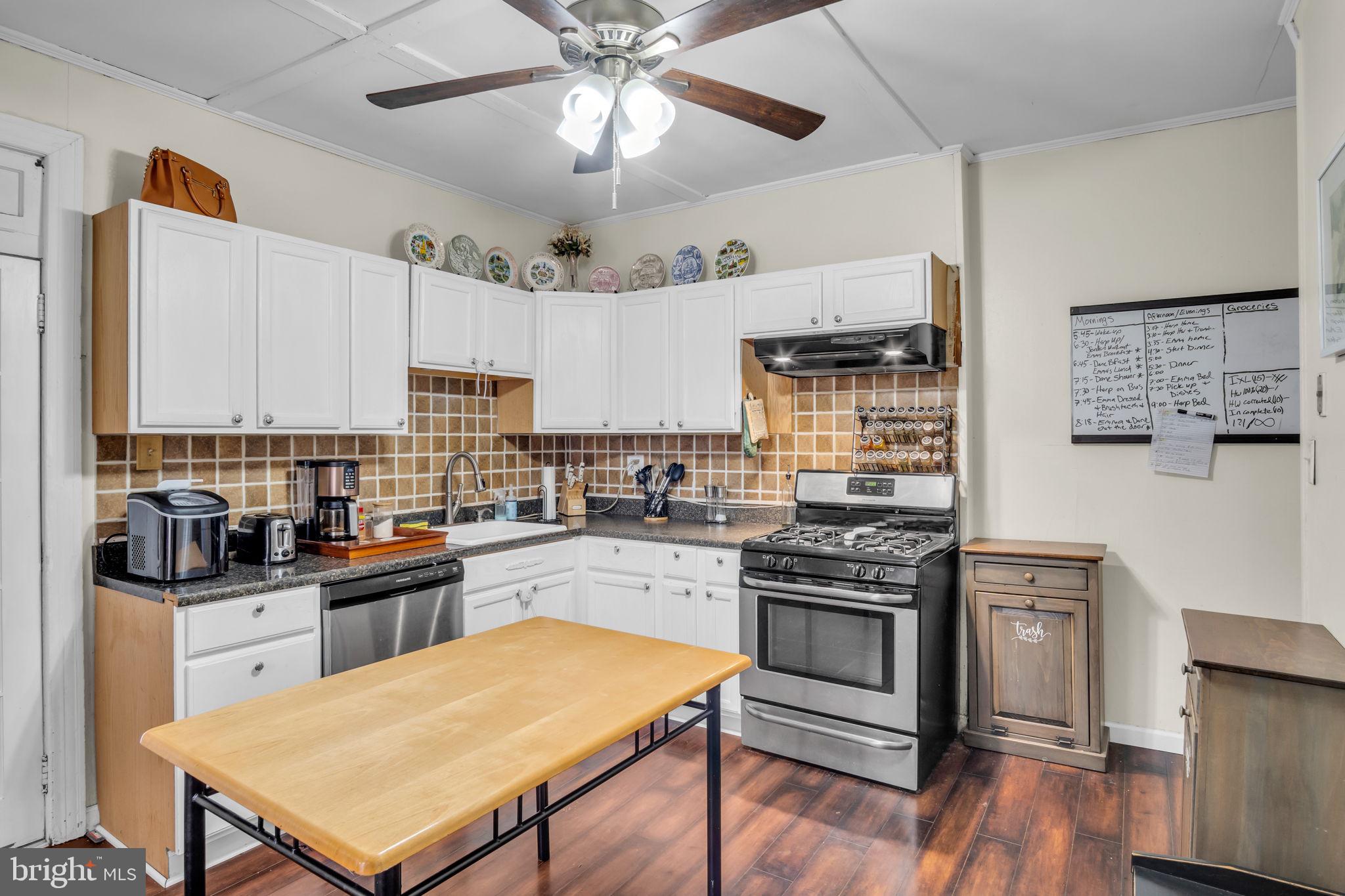 EAST PENNSBORO - Residential