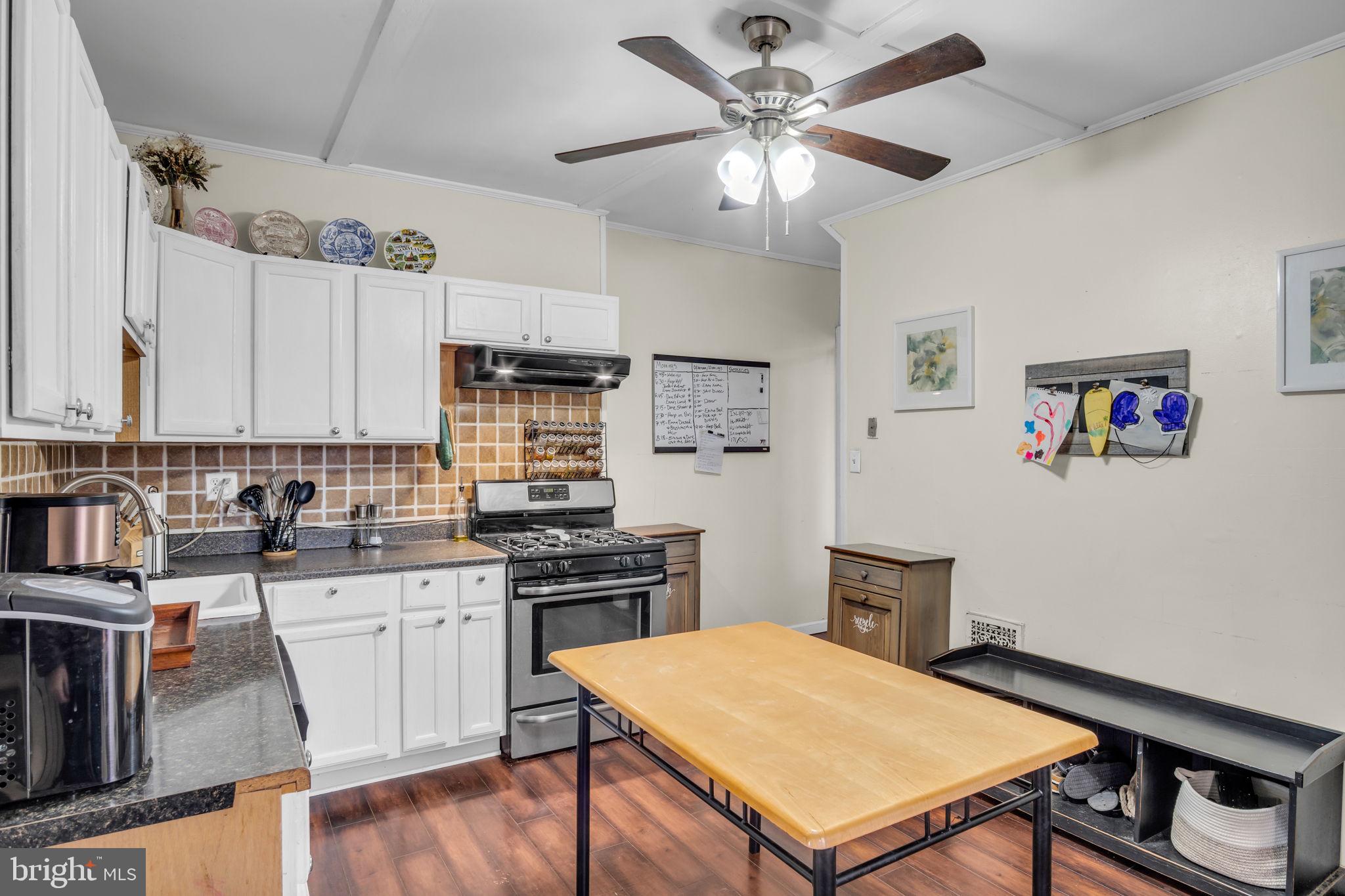 EAST PENNSBORO - Residential