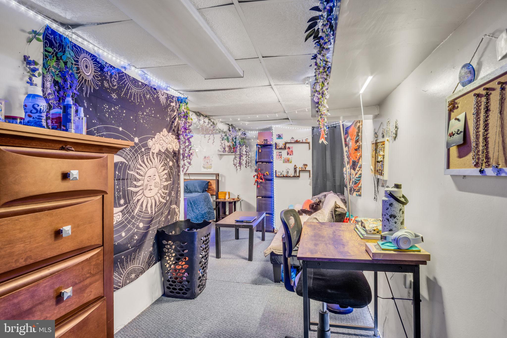 EAST PENNSBORO - Residential