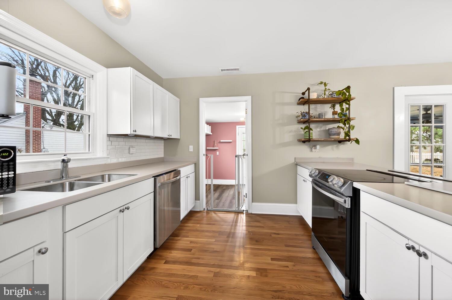 CALVERT TERRACE - Residential