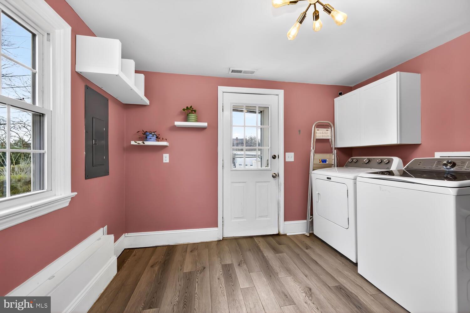 CALVERT TERRACE - Residential