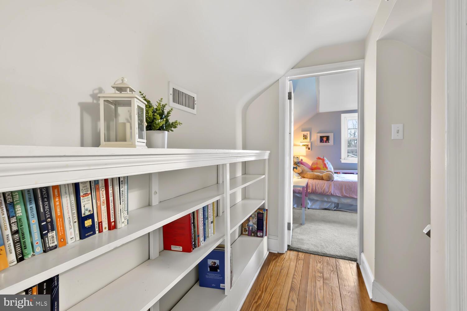 CALVERT TERRACE - Residential