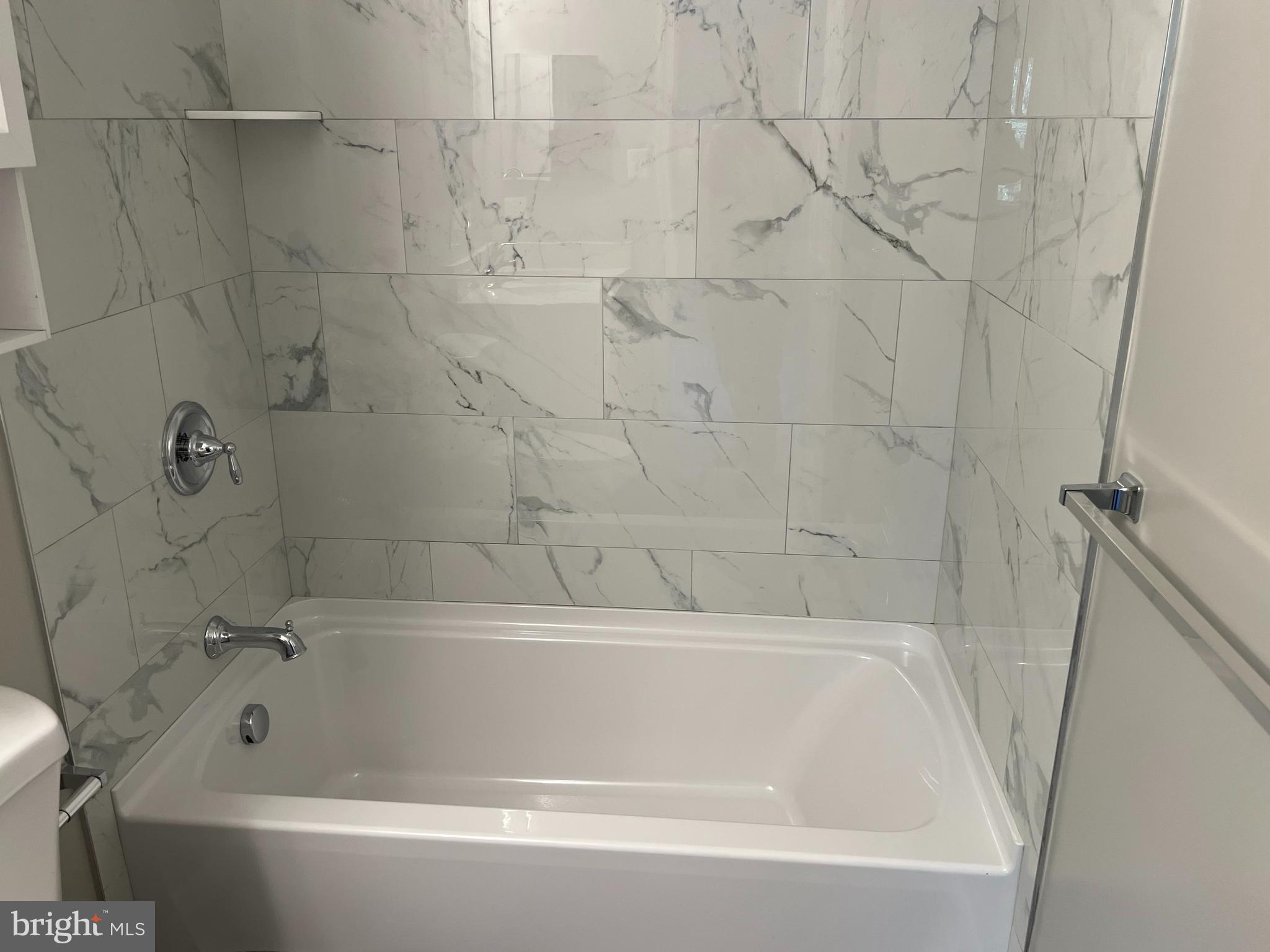 SUGARLAND RUN - Residential Lease