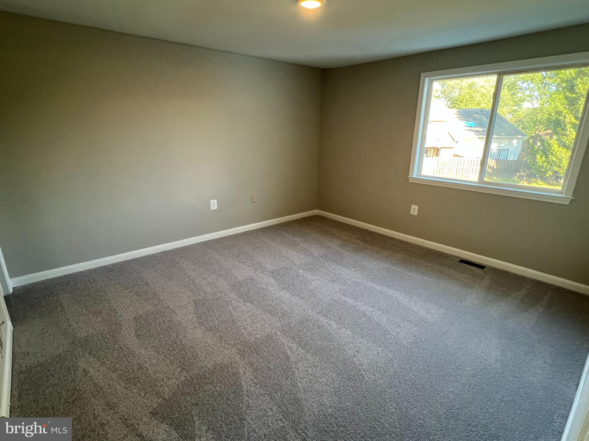 SUGARLAND RUN - Residential Lease