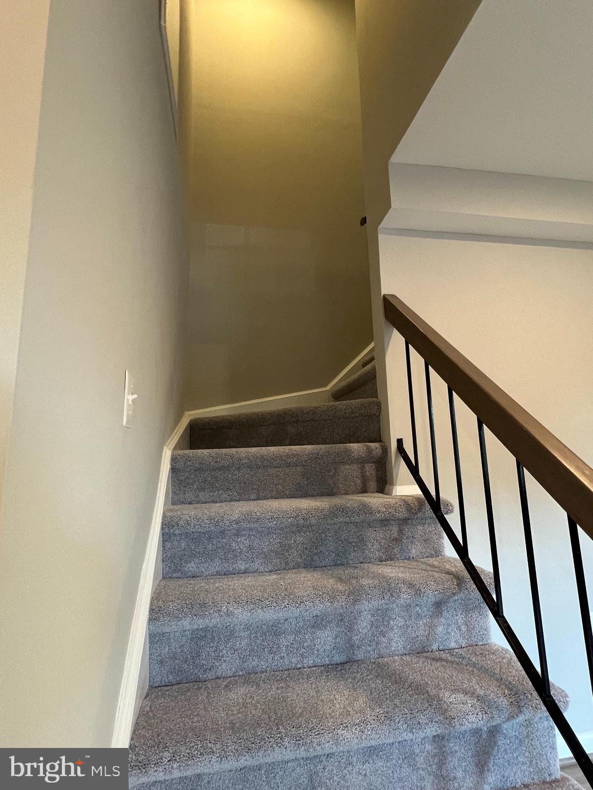 SUGARLAND RUN - Residential Lease