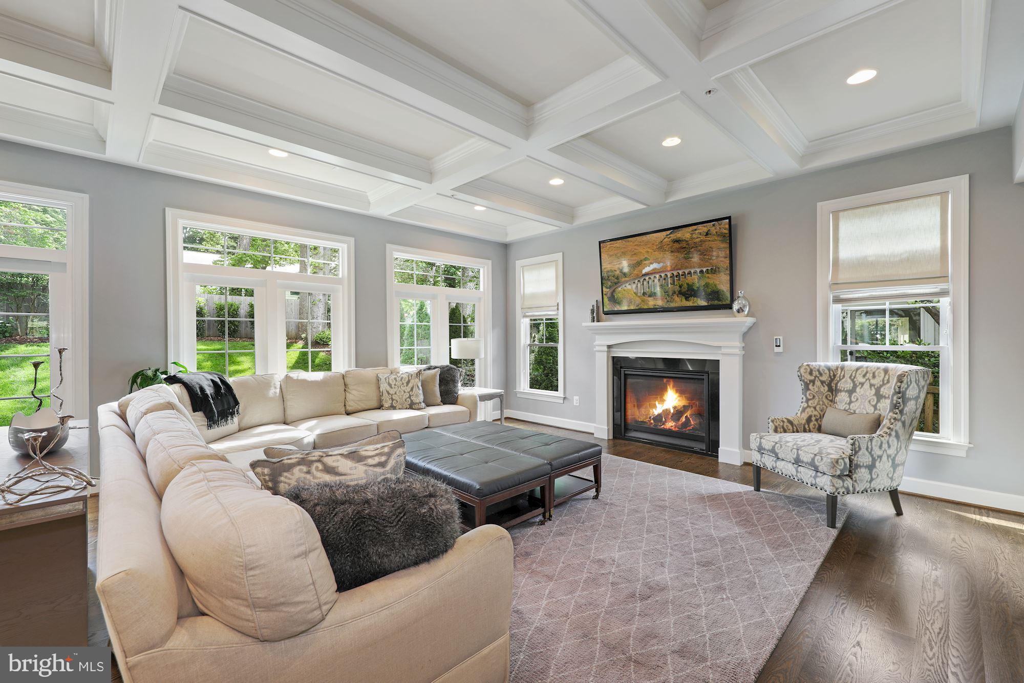 KENWOOD PARK - Residential