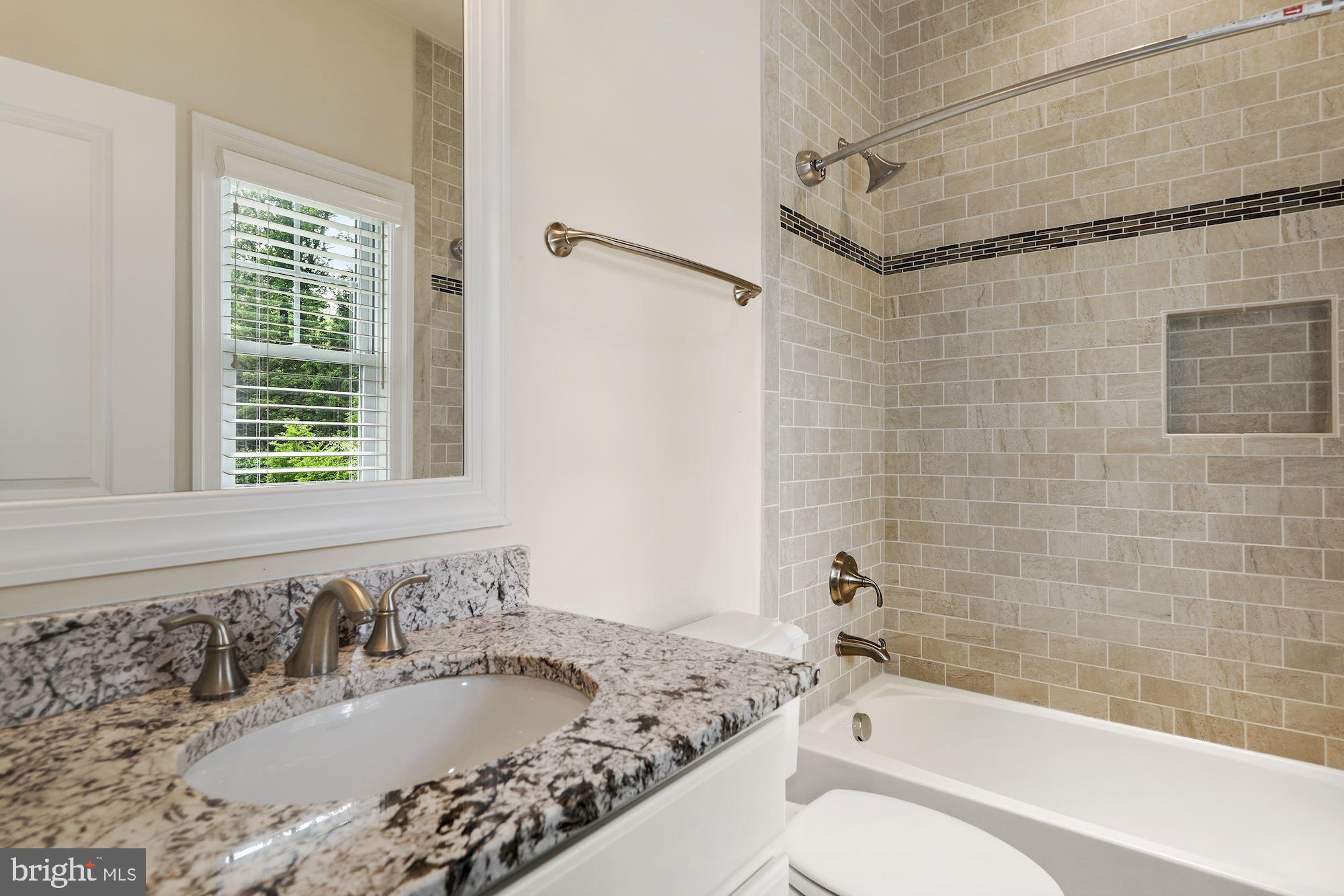 KENWOOD PARK - Residential