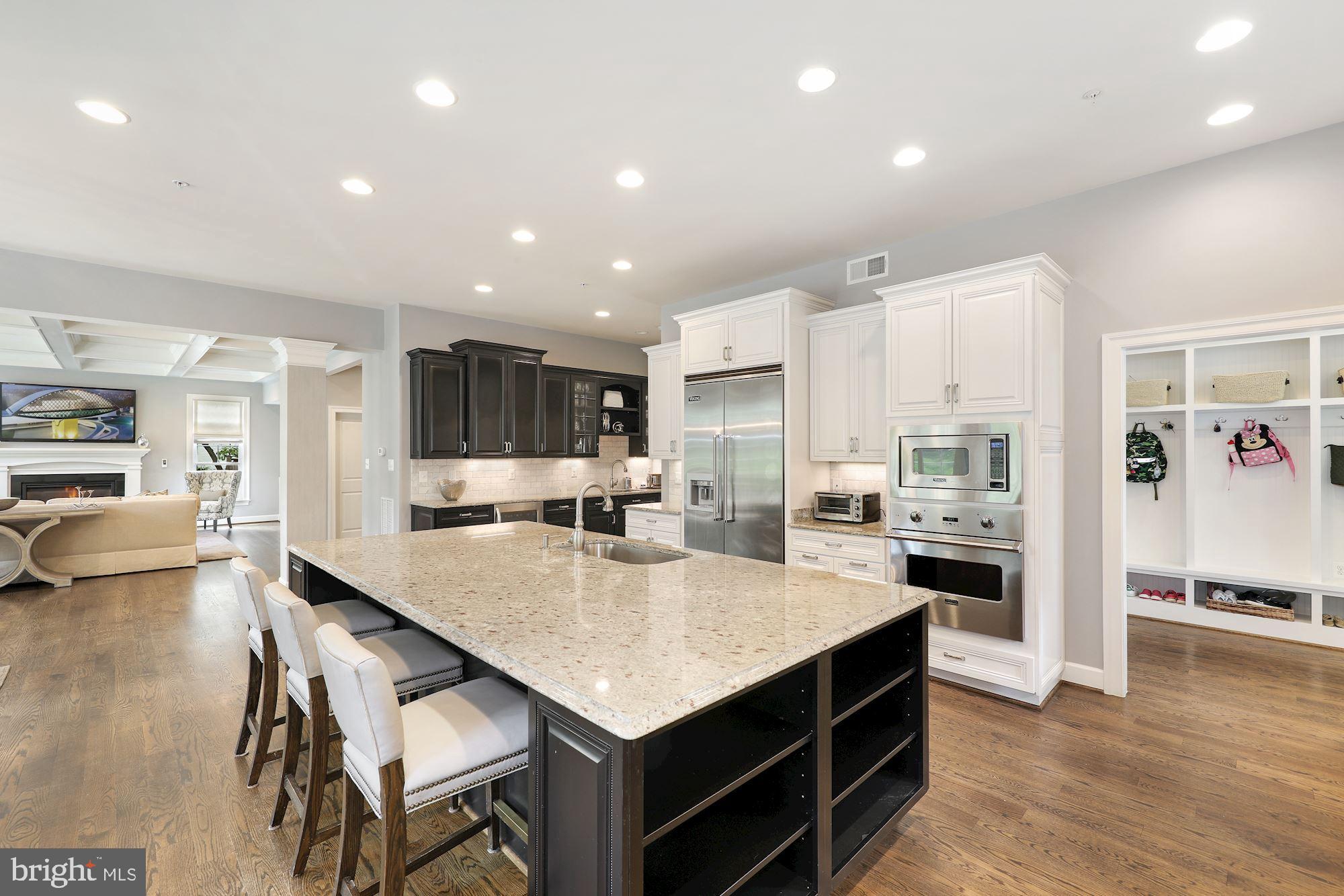 KENWOOD PARK - Residential