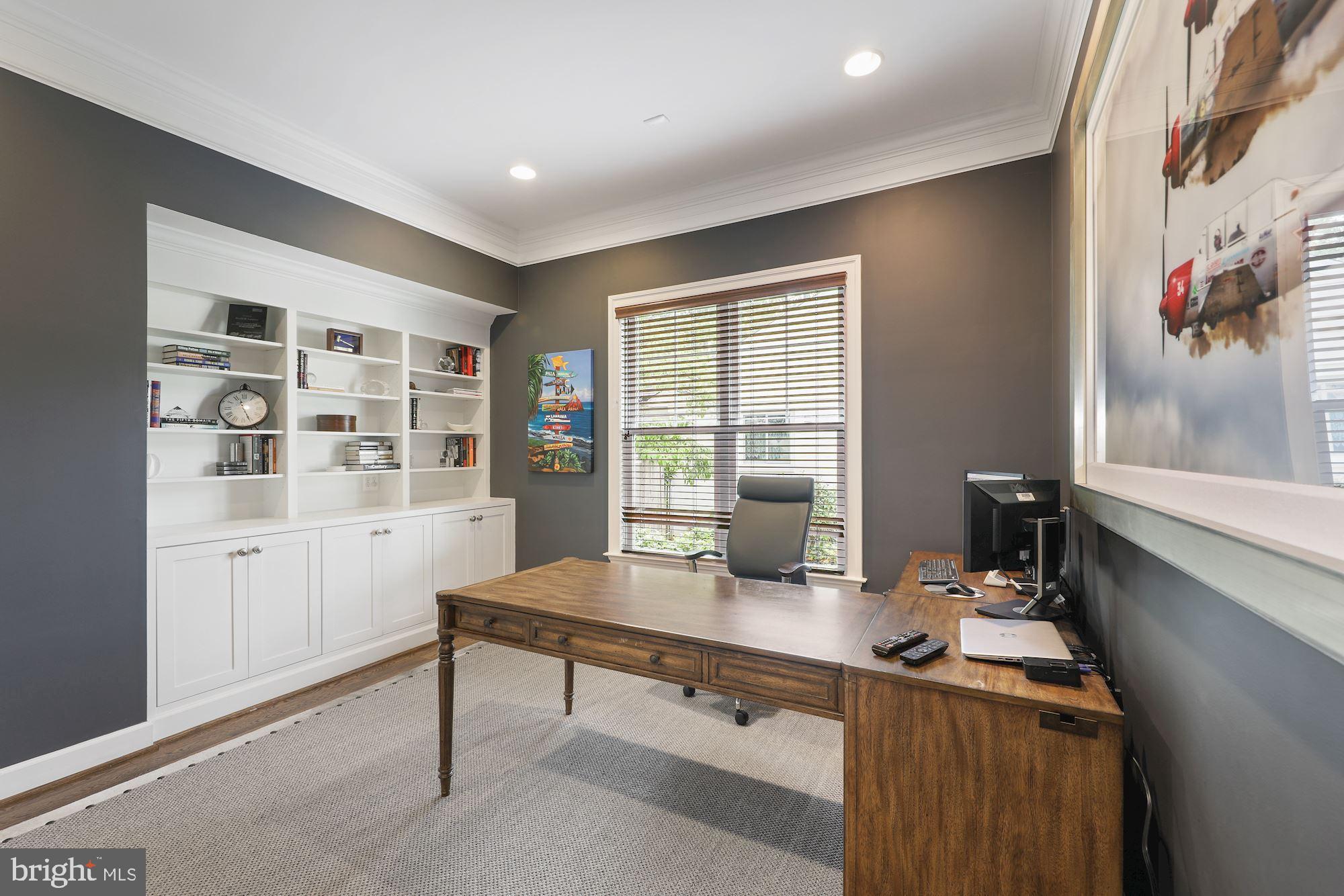 KENWOOD PARK - Residential