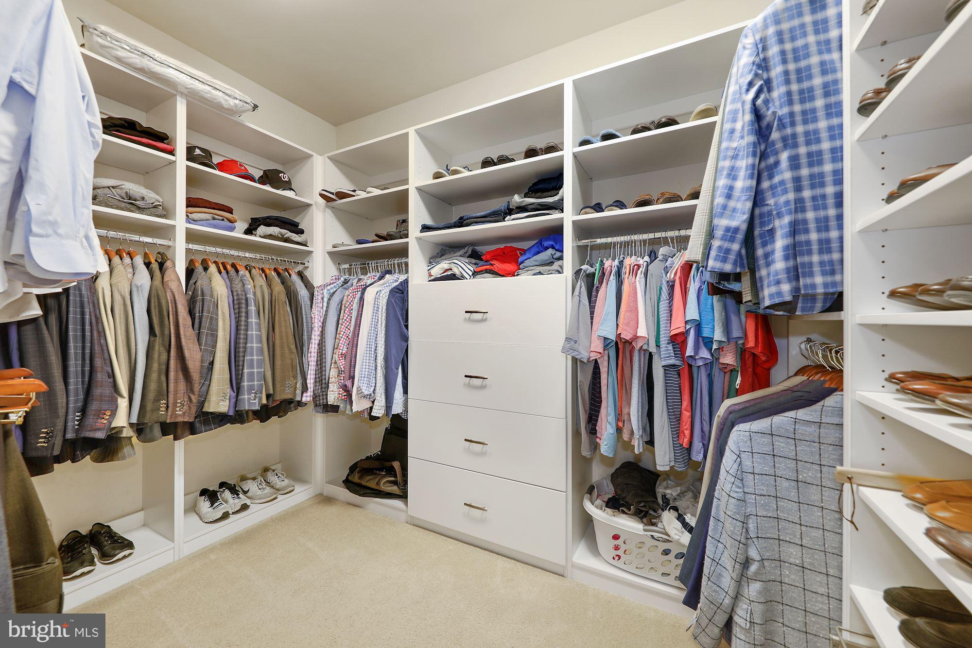 KENWOOD PARK - Residential