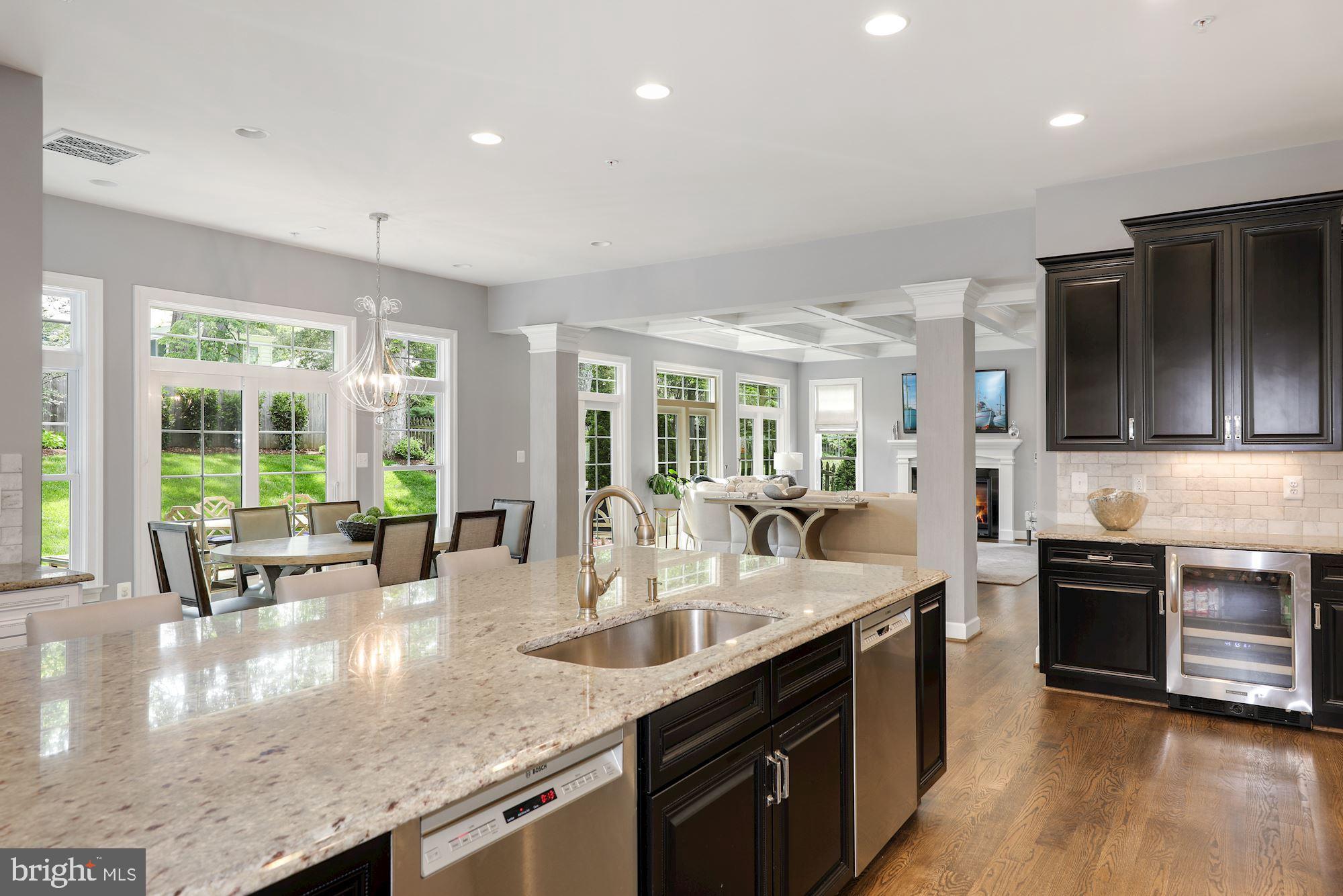 KENWOOD PARK - Residential