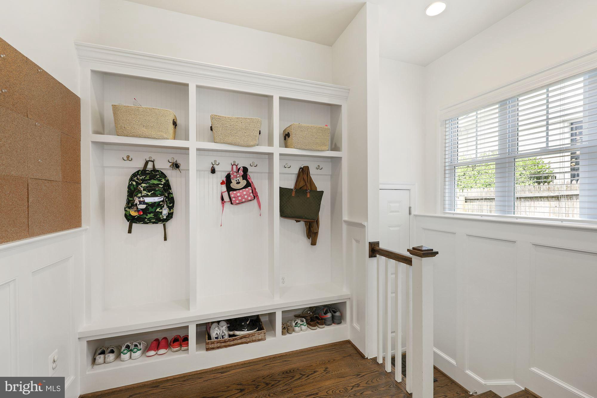 KENWOOD PARK - Residential