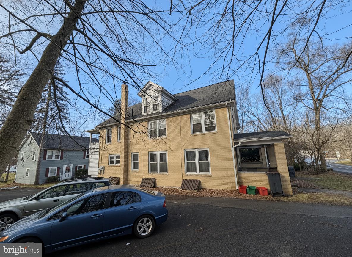 824-832 ELMWOOD STREET