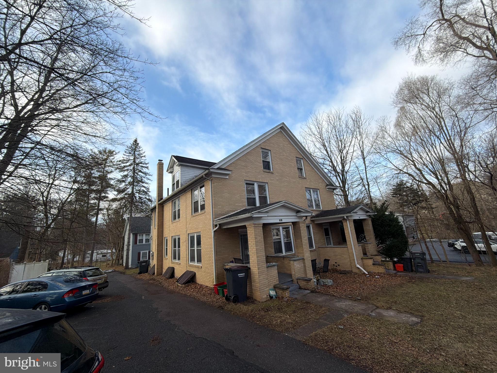 824-832 ELMWOOD STREET