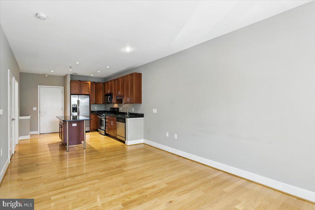 1800 WILSON - Residential Lease