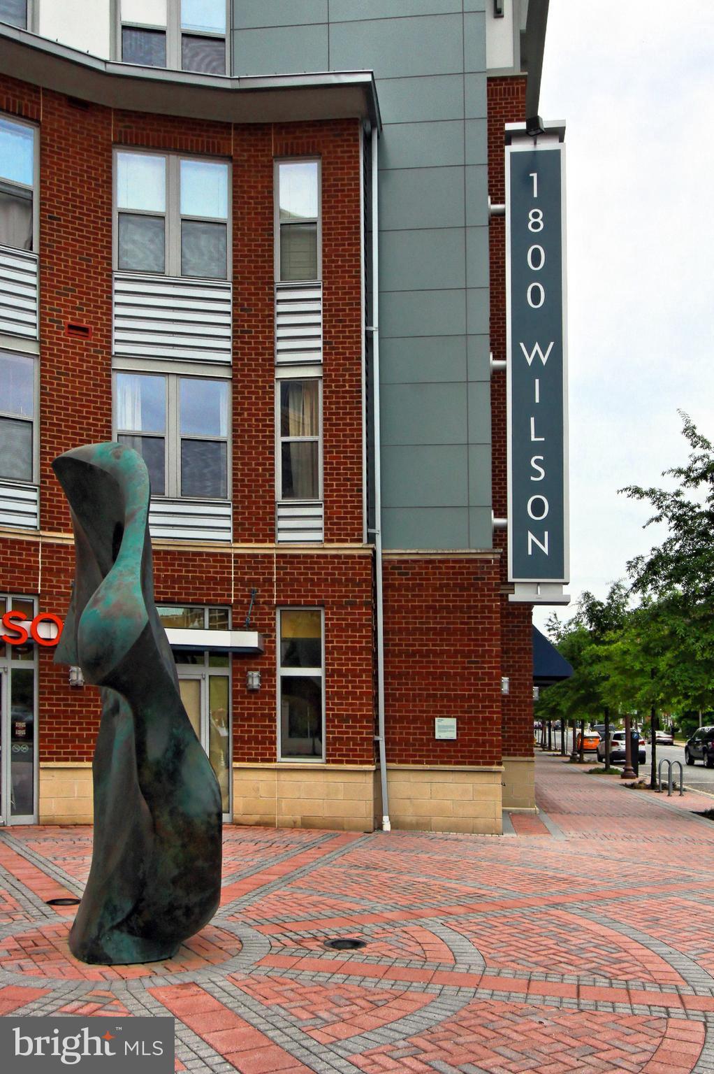 1800 WILSON - Residential Lease