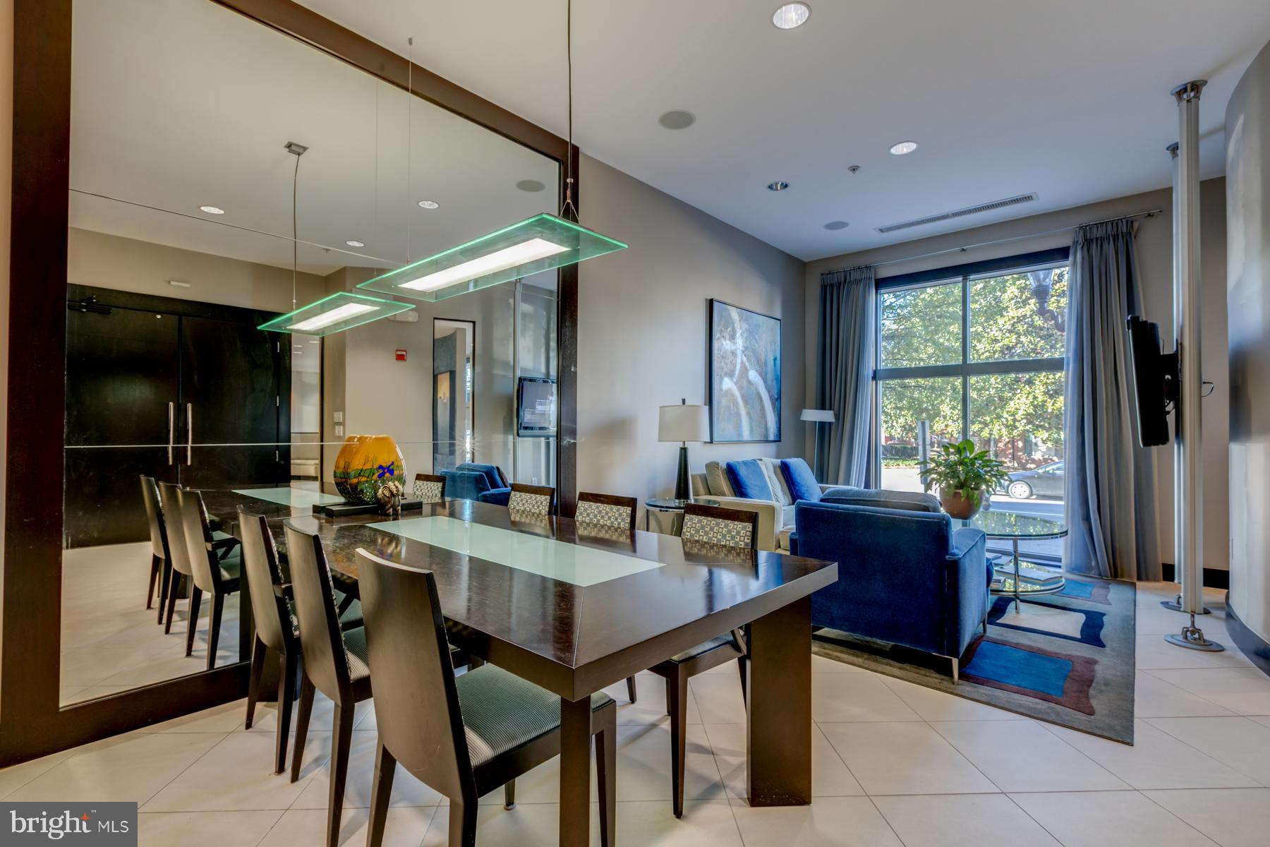 1800 WILSON - Residential Lease