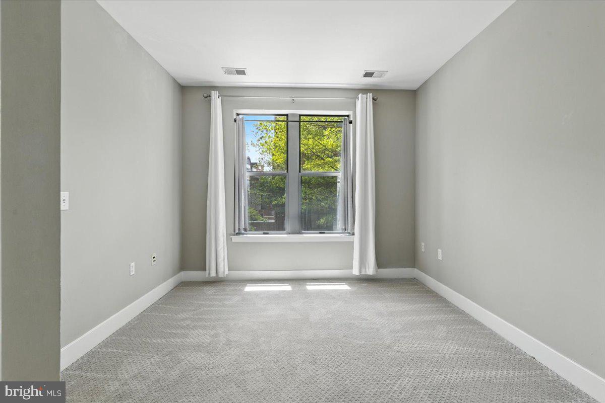 1800 WILSON - Residential Lease