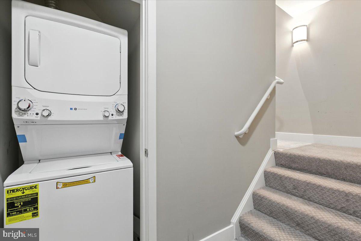 1800 WILSON - Residential Lease