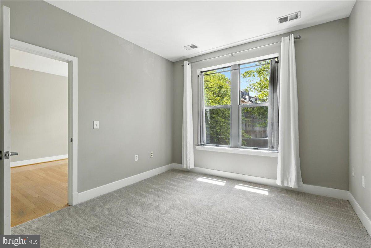 1800 WILSON - Residential Lease