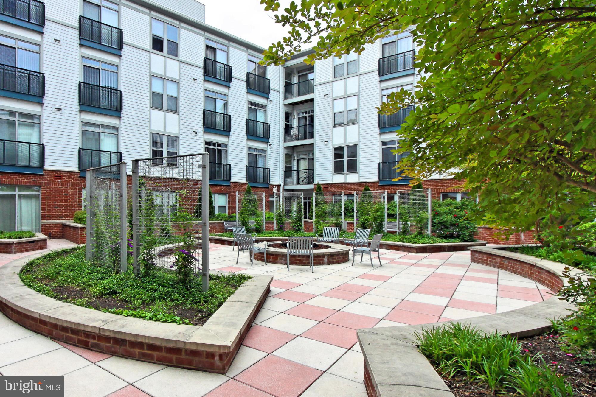 1800 WILSON - Residential Lease