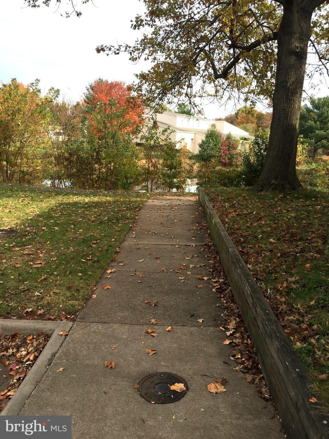 SUGARLAND RUN - Residential