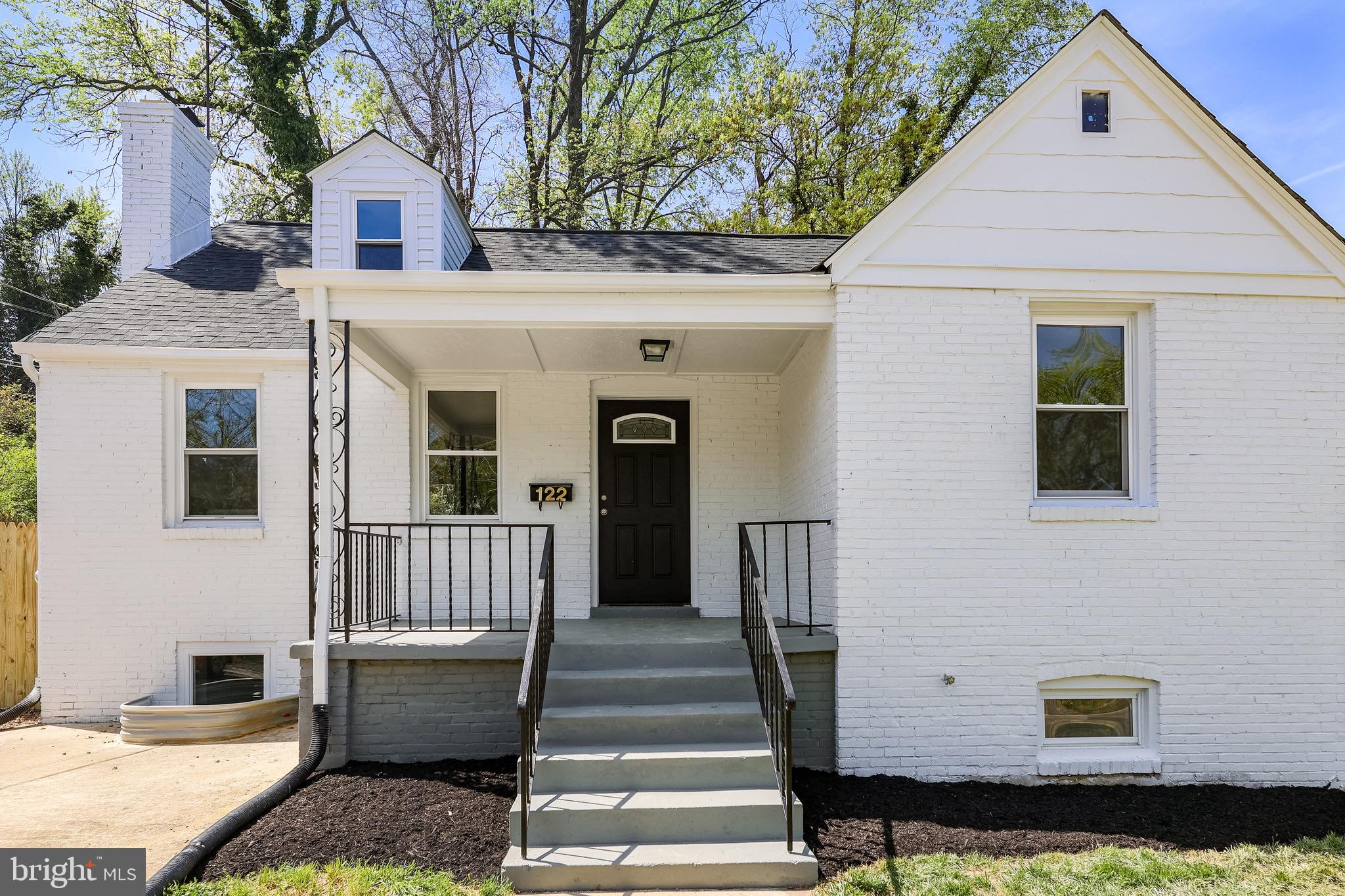 FOREST HEIGHTS - Residential