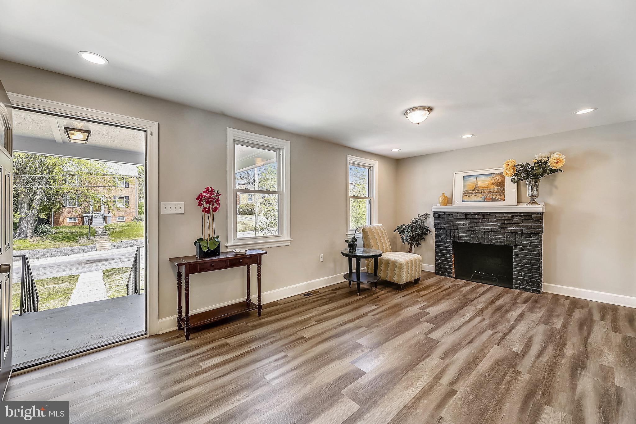 FOREST HEIGHTS - Residential