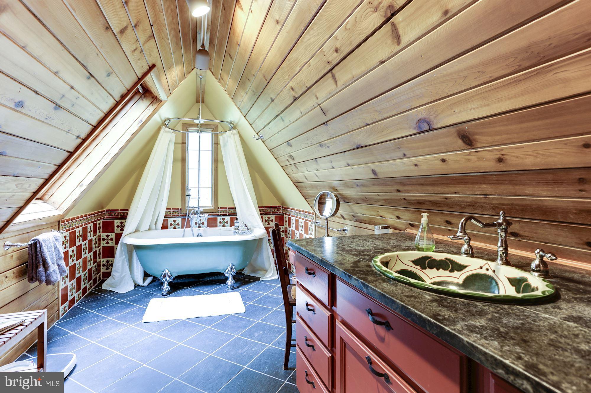 OLDE SEVERNA PARK - Residential